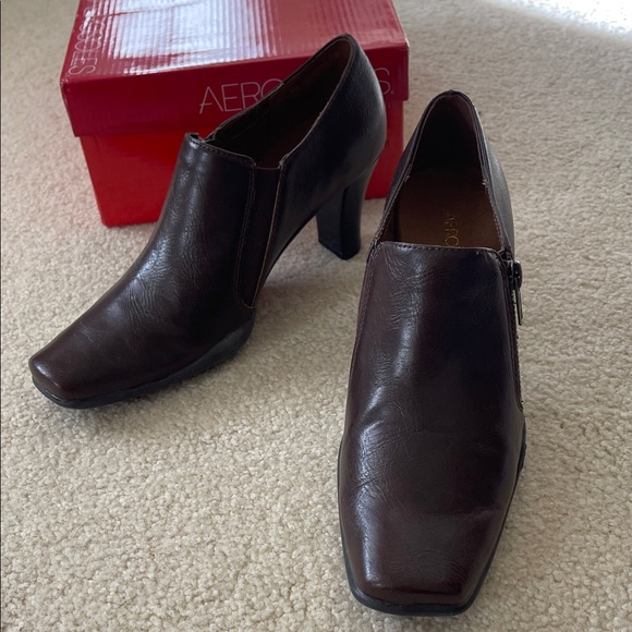 AEROSOLES Chocolate Heeled Boots - Picture 10 of 16